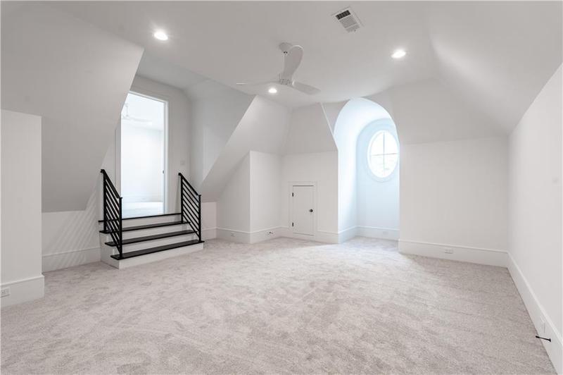 Image for property 5211 Powers Ferry Road, Sandy Springs, GA 30327