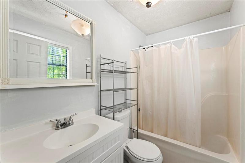 Image for property 5965 Catawba Way, Atlanta, GA 30349