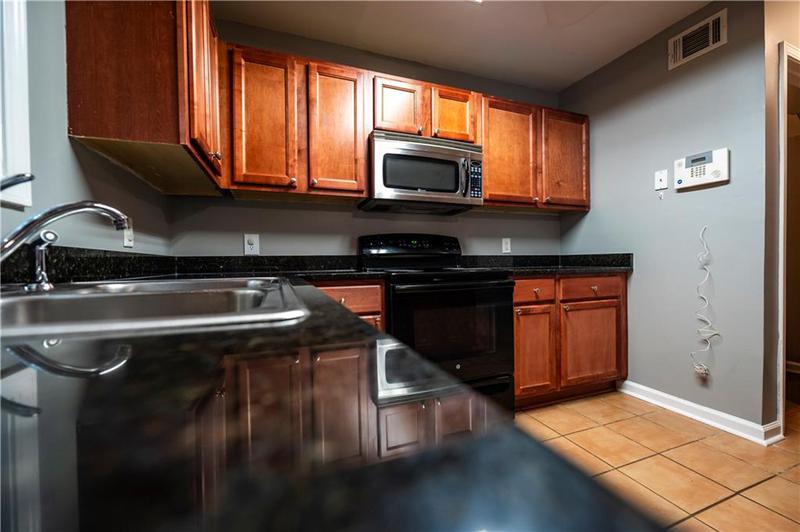 Image for property 122 Summer Place, Norcross, GA 30071