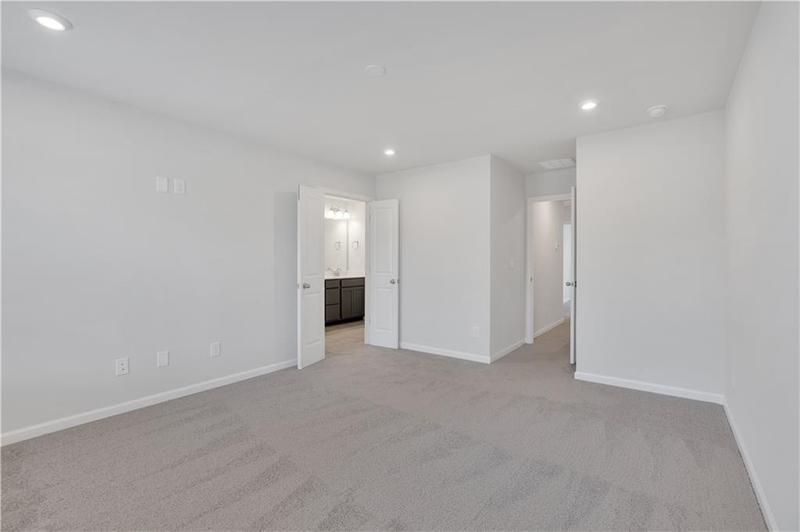 Image for property 105 Village Green Drive 171, Adairsville, GA 30103