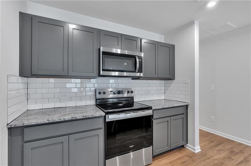 Image for property 105 Village Green Drive 171, Adairsville, GA 30103