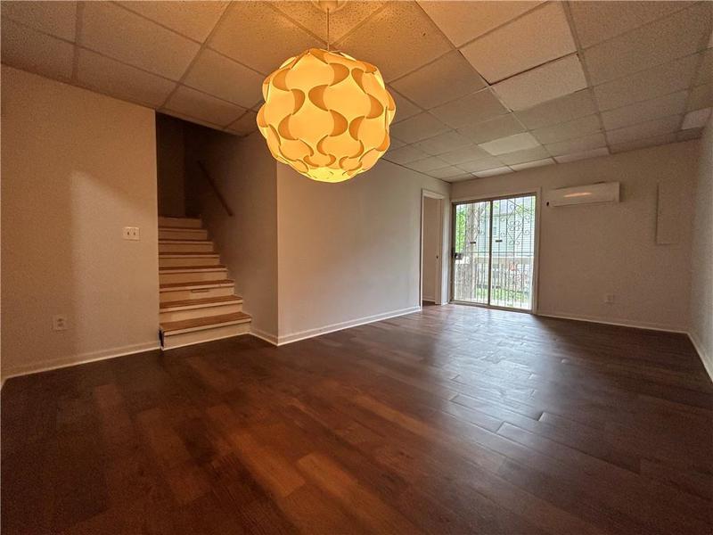 Image for property 42 Belmonte Circle, Atlanta, GA 30311