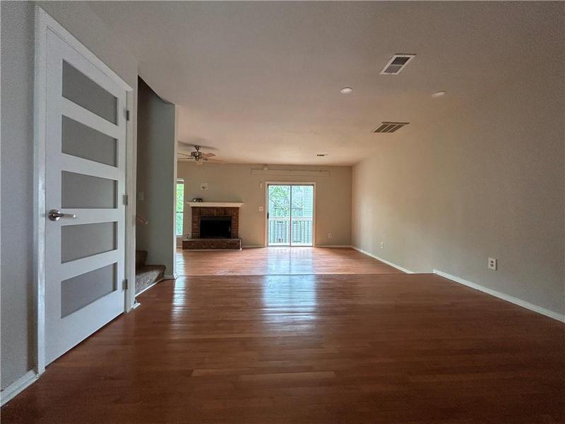 Image for property 42 Belmonte Circle, Atlanta, GA 30311