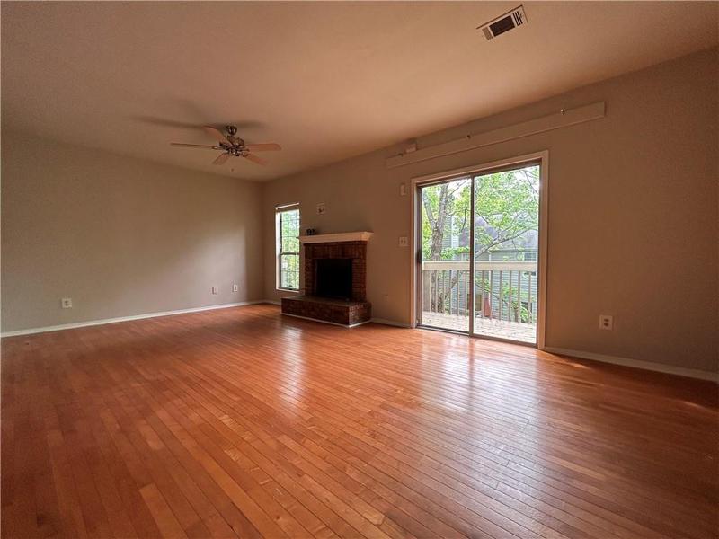 Image for property 42 Belmonte Circle, Atlanta, GA 30311
