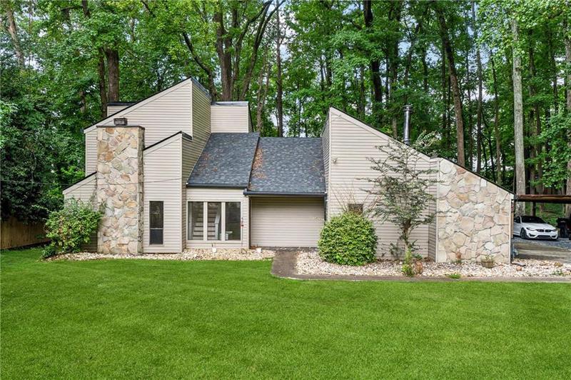 Image for property 345 VINEYARD Drive, Marietta, GA 30064