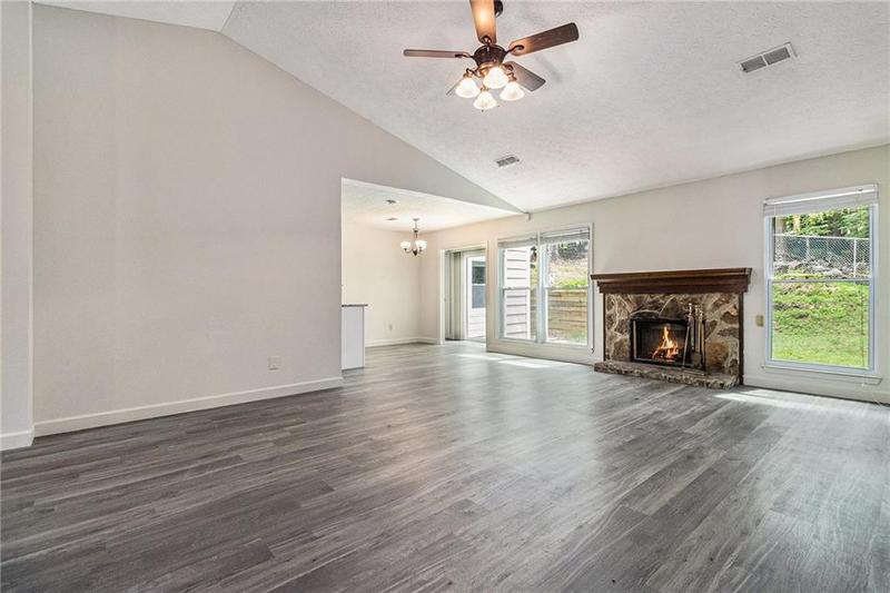 Image for property 520 CRANBERRY Place, Roswell, GA 30076