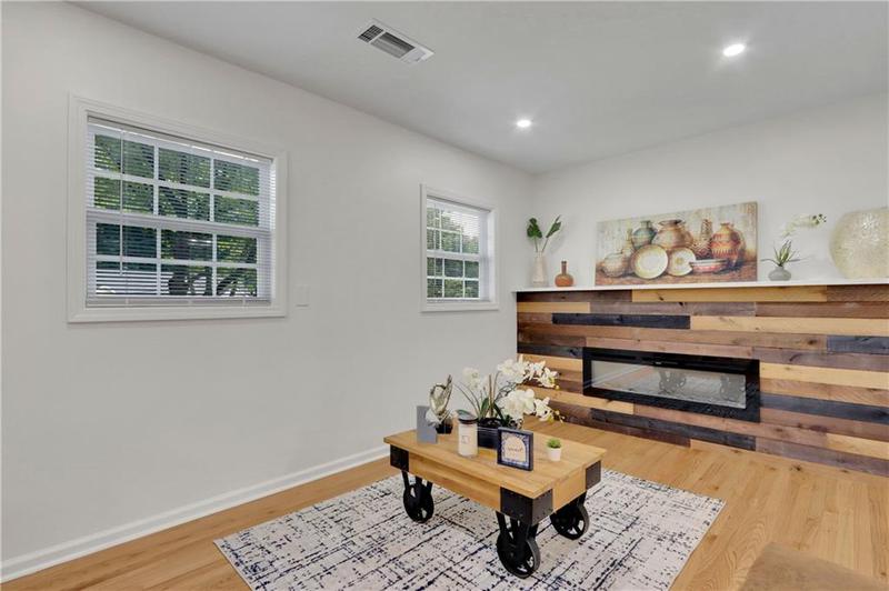 Image for property 6914 Fairway Trail, Austell, GA 30168