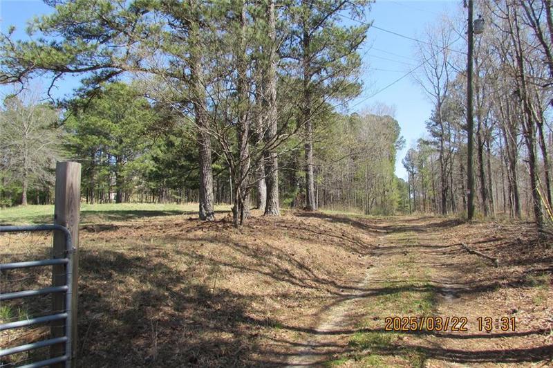 Image for property 8740 Atlanta Newnan Road, Chattahoochee Hills, GA 30268