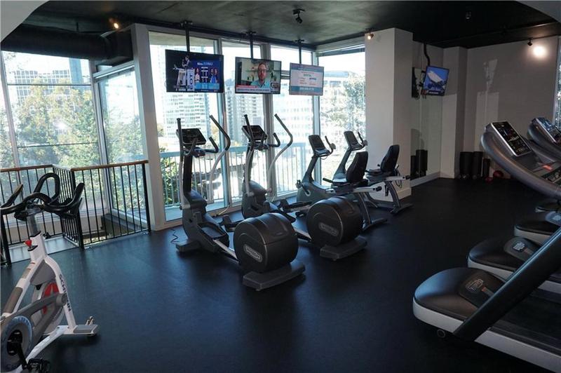 Image for property 3324 Peachtree Road 1010, Atlanta, GA 30326