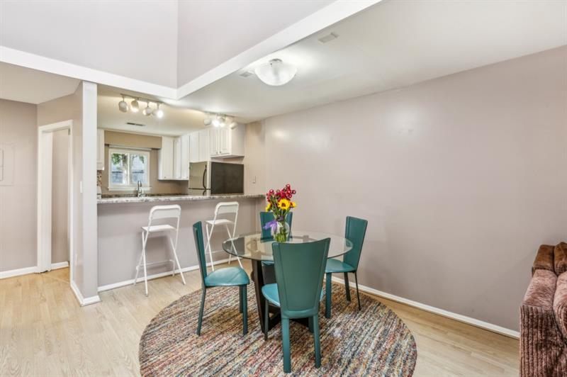 Image for property 346 Carpenter Drive 85, Sandy Springs, GA 30328