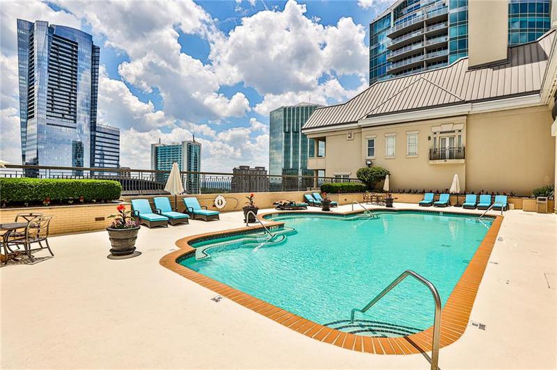 Image for property 3334 Peachtree Road 704, Atlanta, GA 30326