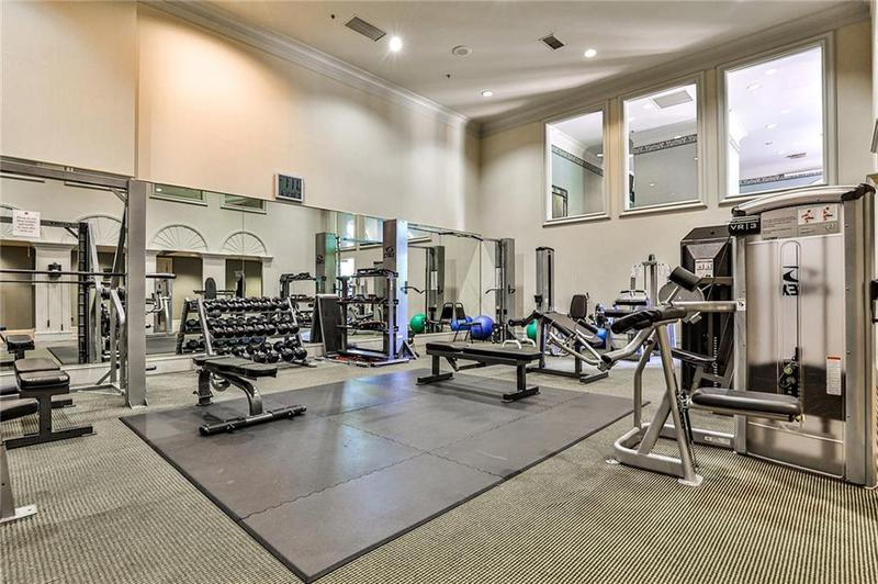 Image for property 3334 Peachtree Road 704, Atlanta, GA 30326