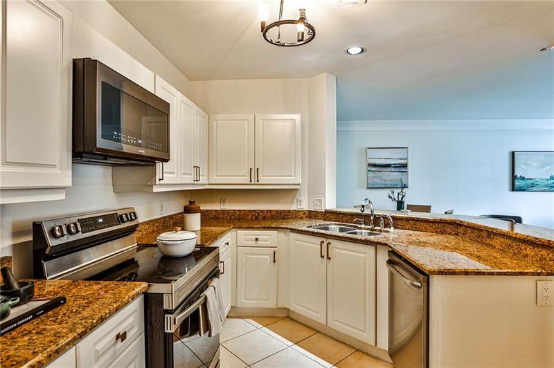 Image for property 3334 Peachtree Road 704, Atlanta, GA 30326