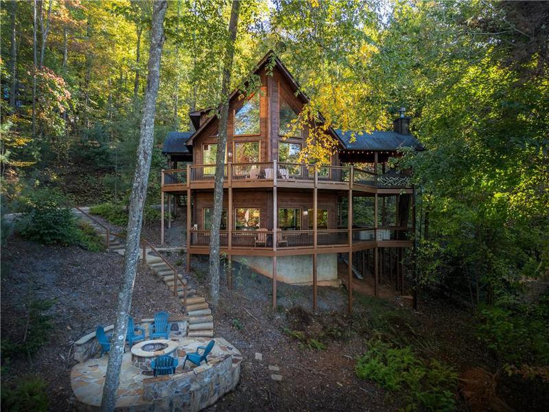 Image for property 556 Grandeur Drive, Blue Ridge, GA 30513