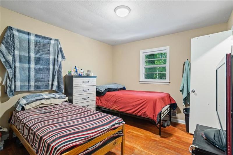 Image for property 422 White Oak Drive, Lilburn, GA 30047