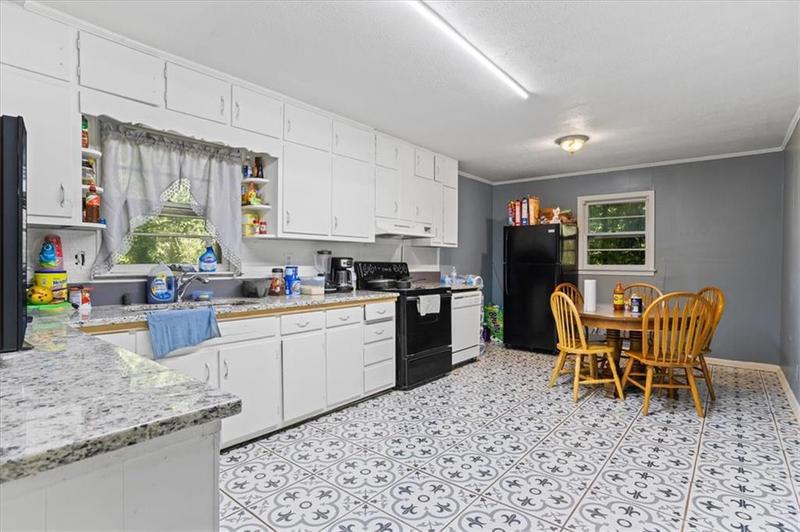 Image for property 422 White Oak Drive, Lilburn, GA 30047