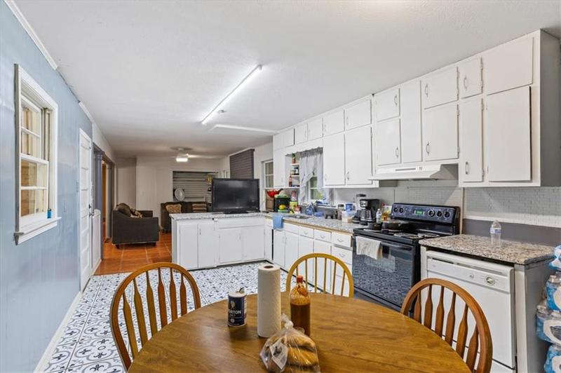 Image for property 422 White Oak Drive, Lilburn, GA 30047