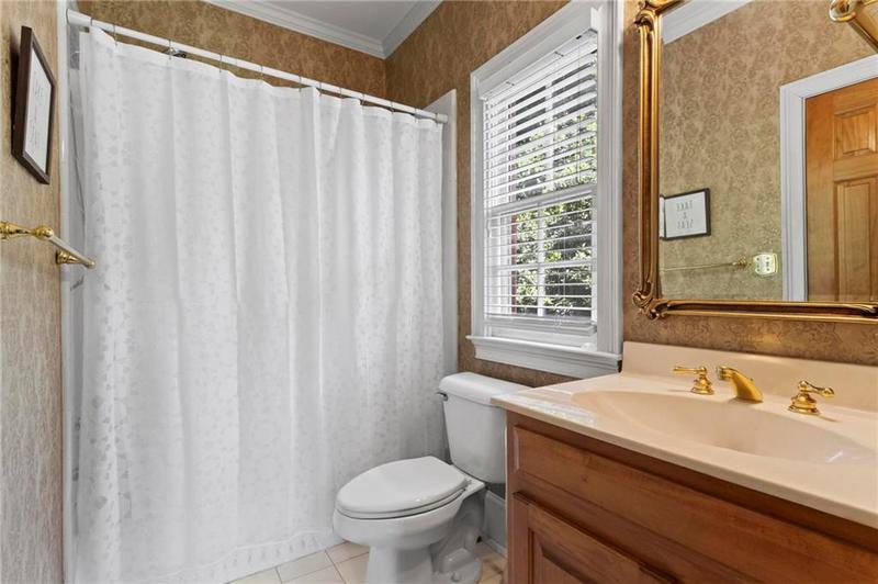 Image for property 2910 Leeds Garden Lane, Alpharetta, GA 30022