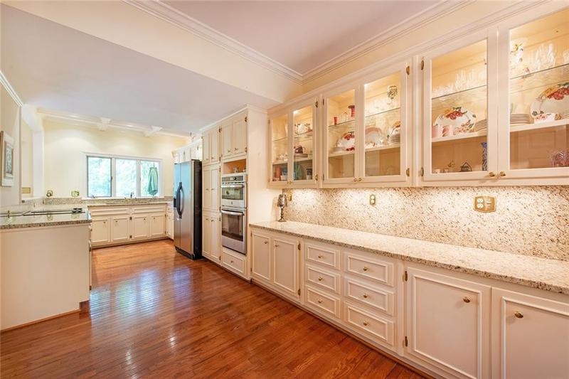 Image for property 4056 Columns Drive, Marietta, GA 30067