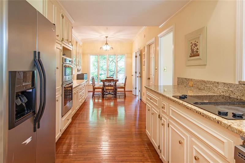Image for property 4056 Columns Drive, Marietta, GA 30067