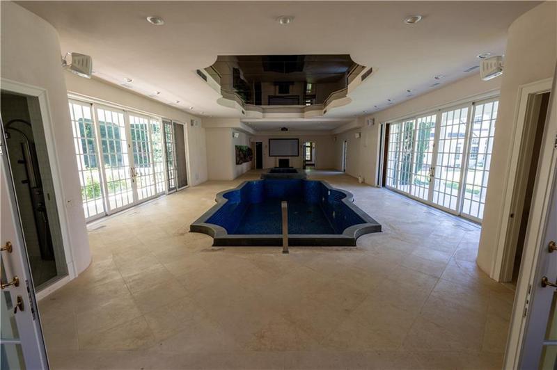 Image for property 4790 Shallowford Road, Roswell, GA 30075