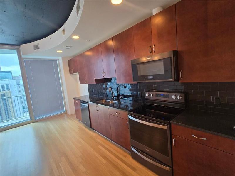Image for property 400 Peachtree Street 3007, Atlanta, GA 30308