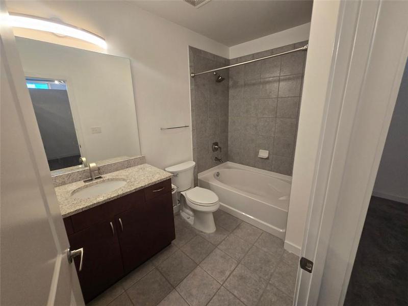 Image for property 400 Peachtree Street 3007, Atlanta, GA 30308