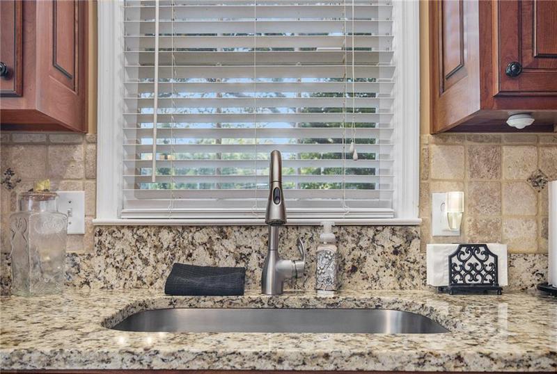 Image for property 6280 Wiscasset Parkway, Dallas, GA 30157