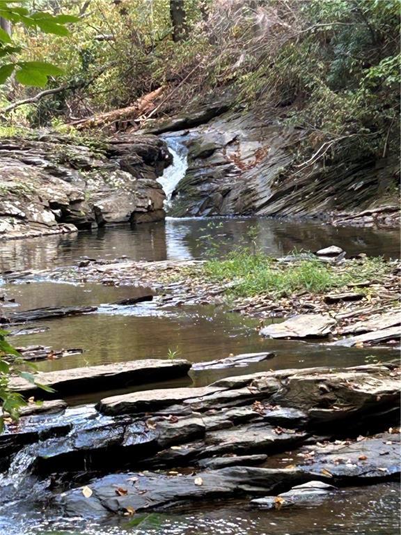 Image for property 204 LAW GROUND CREEK Road, Talking Rock, GA 30175