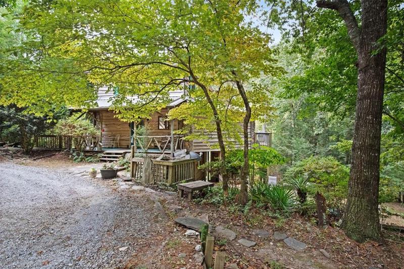 Image for property 204 LAW GROUND CREEK Road, Talking Rock, GA 30175