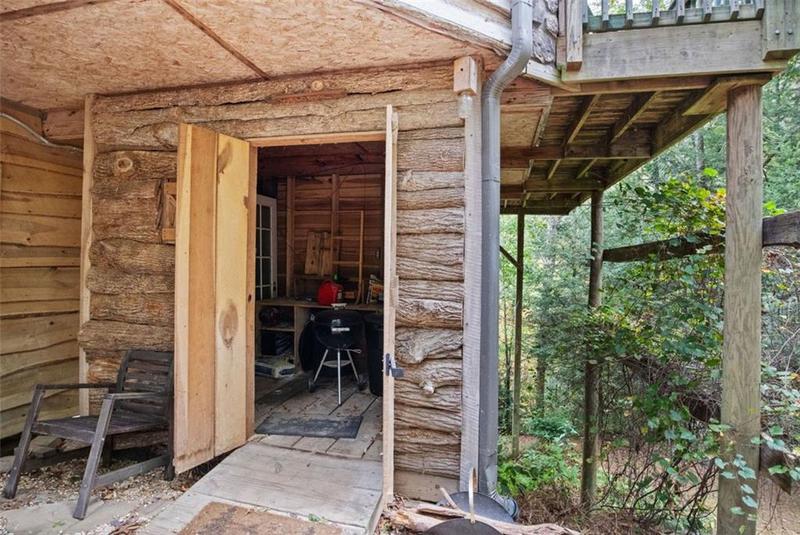 Image for property 204 LAW GROUND CREEK Road, Talking Rock, GA 30175