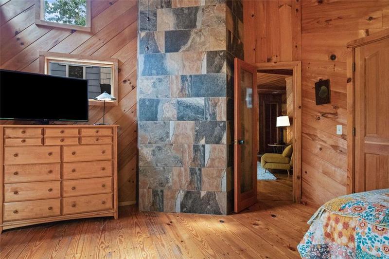 Image for property 204 LAW GROUND CREEK Road, Talking Rock, GA 30175