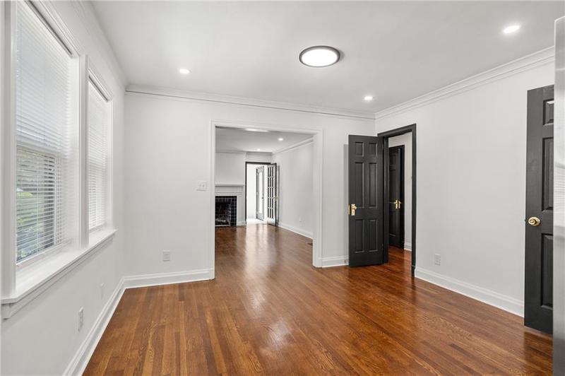 Image for property 1834 AVON Avenue, Atlanta, GA 30311