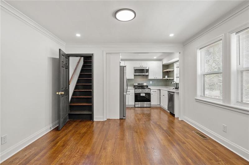 Image for property 1834 AVON Avenue, Atlanta, GA 30311