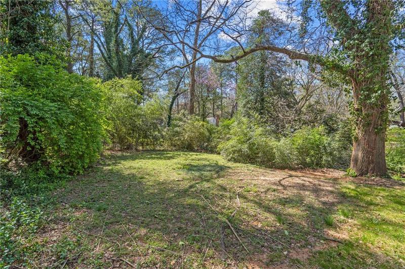 Image for property 1834 AVON Avenue, Atlanta, GA 30311