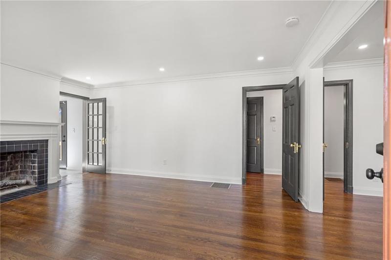 Image for property 1834 AVON Avenue, Atlanta, GA 30311