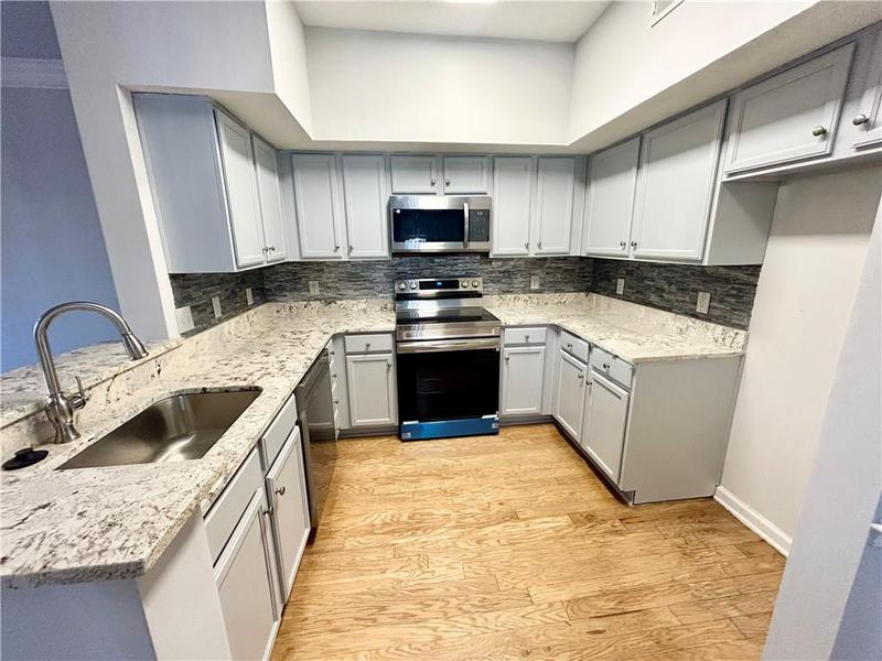 Image for property 245 Amal Drive 1008, Atlanta, GA 30315
