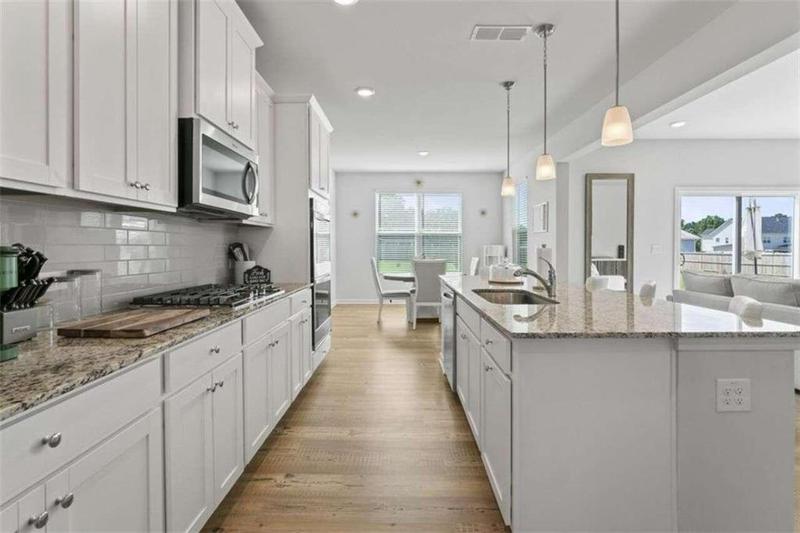 Image for property 220 Arwen Drive, Mcdonough, GA 30253