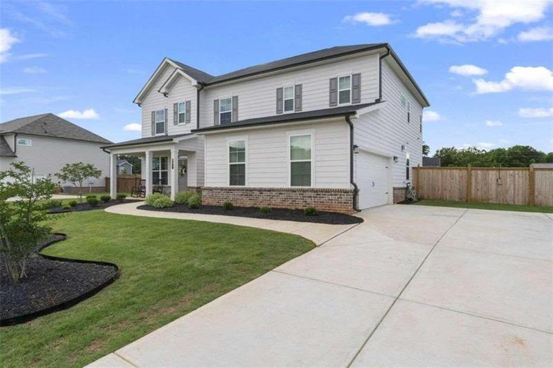Image for property 220 Arwen Drive, Mcdonough, GA 30253