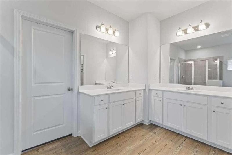 Image for property 220 Arwen Drive, Mcdonough, GA 30253