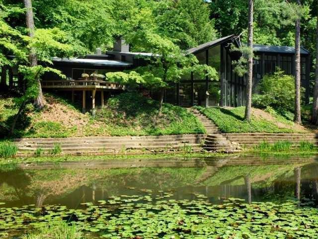 Image for property 2518 Wesley Road, Atlanta, GA 30327