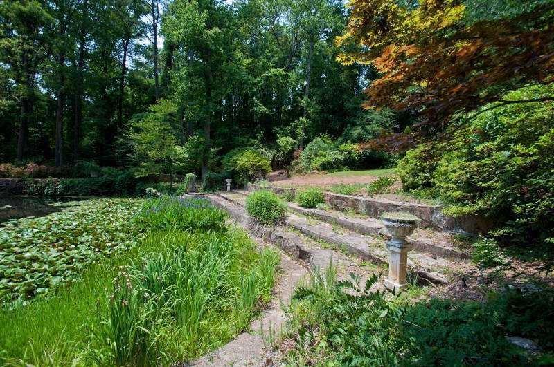 Image for property 2518 Wesley Road, Atlanta, GA 30327