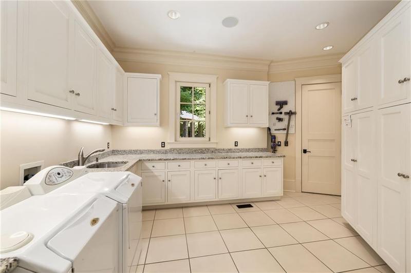 Image for property 4660 Jett Road, Atlanta, GA 30327