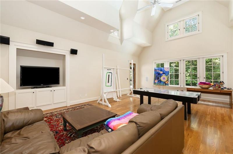 Image for property 4660 Jett Road, Atlanta, GA 30327
