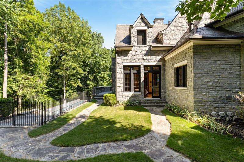 Image for property 4660 Jett Road, Atlanta, GA 30327