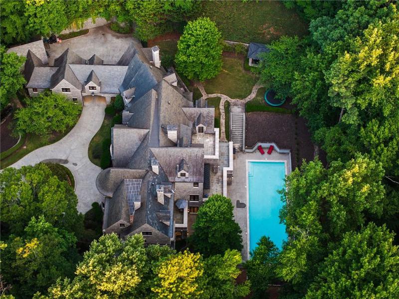 Image for property 4660 Jett Road, Atlanta, GA 30327