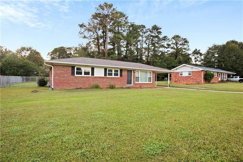 Image for property 40 Crestview Circle, Carrollton, GA 30117