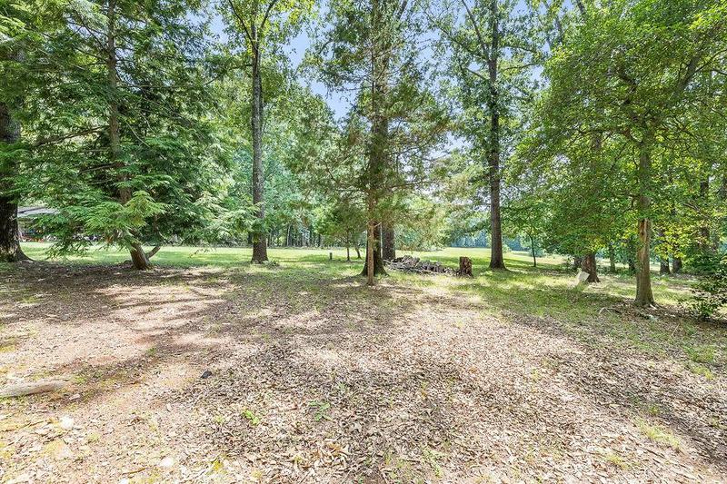 Image for property 8569 Jefferson Road, Commerce, GA 30529