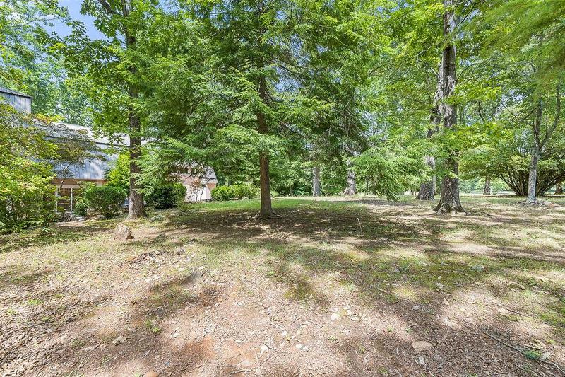 Image for property 8569 Jefferson Road, Commerce, GA 30529