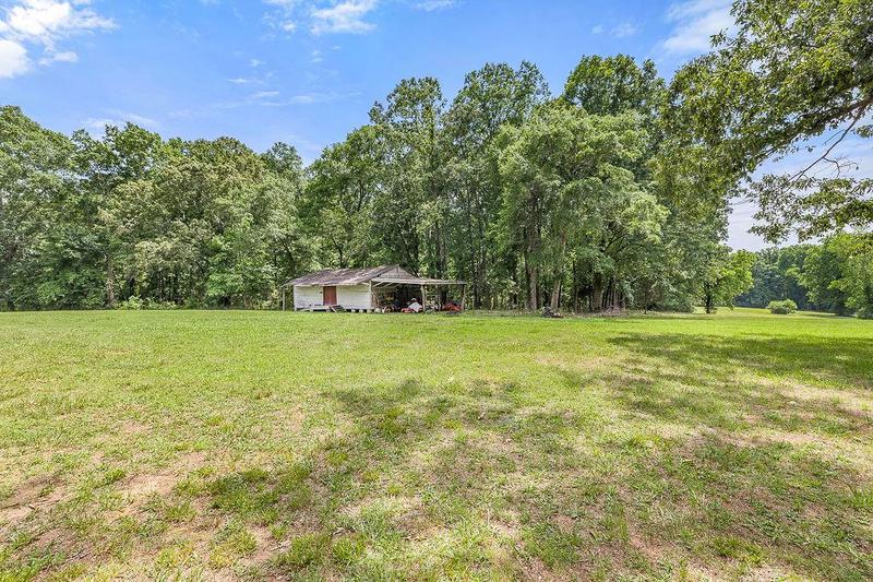 Image for property 8569 Jefferson Road, Commerce, GA 30529